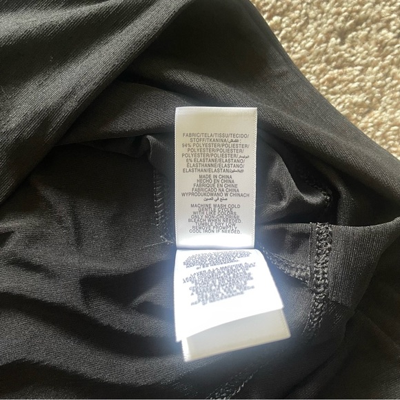 NWT Ellen Tracy Sleeveless High Neck Twist Shell Blouse in Black Size Small - Picture 8 of 10